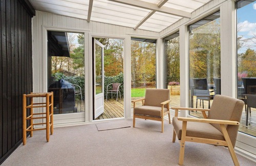 Sønder Nissum House | Gorgeous home in Ulfborg with kitchen