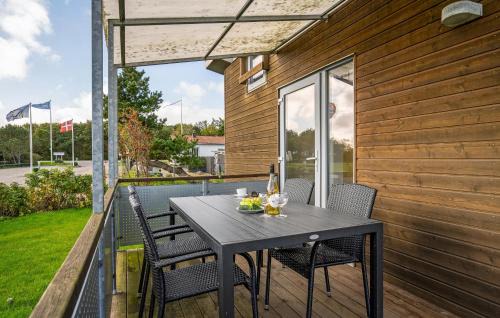 Agger House | Gorgeous Home In Vestervig With Kitchen