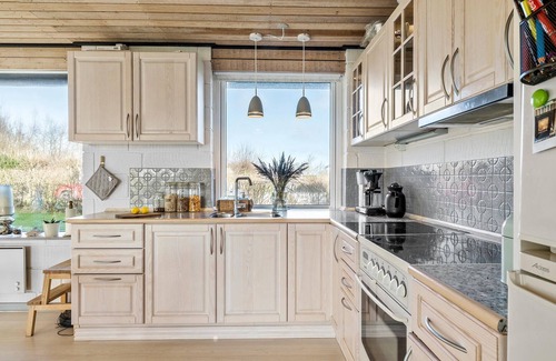 Vinderup House | Gorgeous home in Vinderup with WiFi