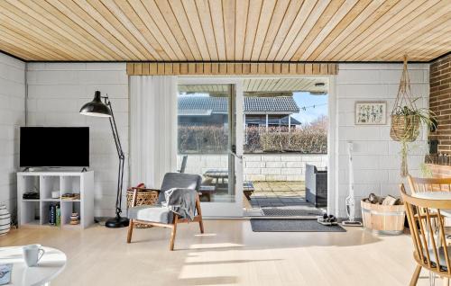 Vinderup House | Gorgeous Home In Vinderup With Wifi