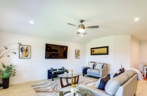 Barker House | Gorgeous Katy Home w/ Pool Access!
