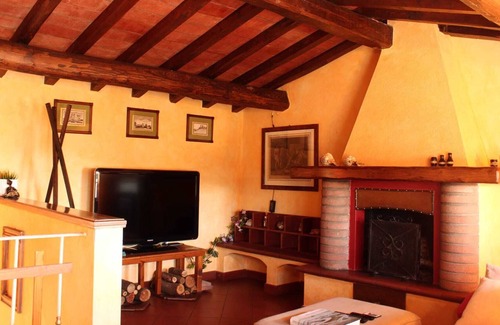 Massarosa Villa | GORGEOUS! "LA CASA ROSA" WITH PRIVATE POOL