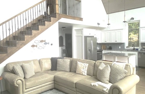 Hoyt House | Gorgeous lake house with sandy beachfront. Welcome to Lost World Landing