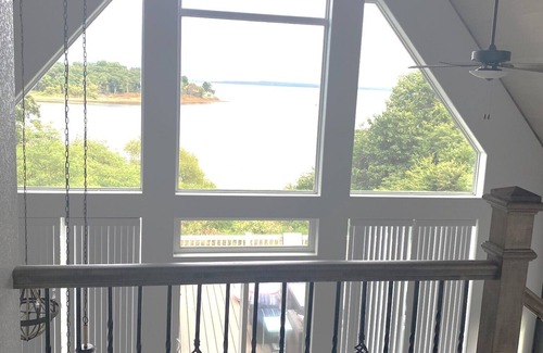 Hoyt House | Gorgeous lake house with sandy beachfront. Welcome to Lost World Landing