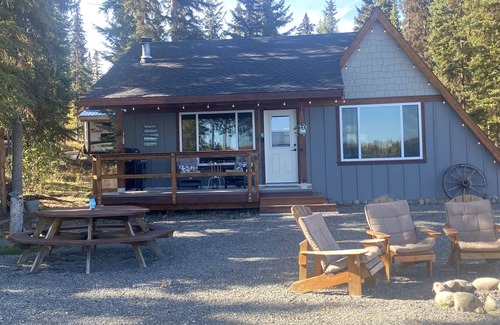 Sheridan Lake Cabin | Gorgeous Lakefront cabin, pet friendly!