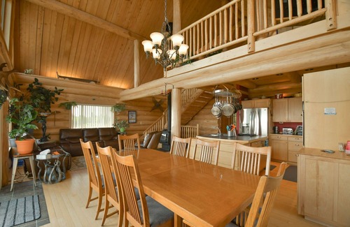 Homer House | Gorgeous Log Home with Stunning Views, Hot Tub, Fire Pit & Infrared Sauna