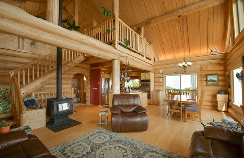 Homer House | Gorgeous Log Home with Stunning Views, Hot Tub, Fire Pit & Infrared Sauna