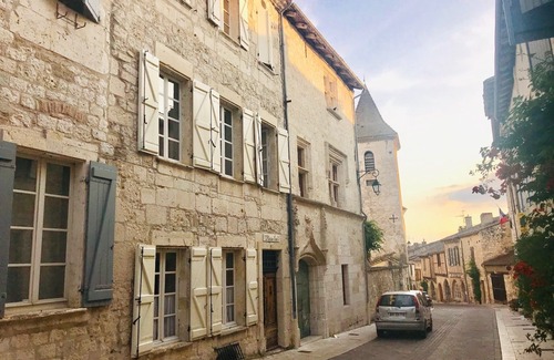 Lauzerte House | Gorgeous Medieval Village House