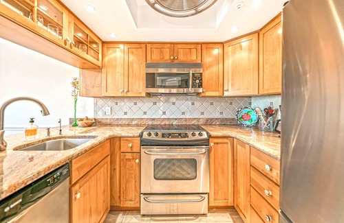 Safety Harbor Club House | Gorgeous, Peaceful Island Retreat-3 Bedroom-2 Bath
