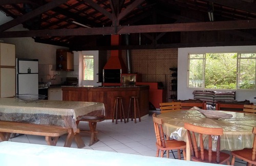 Itatiba House | Gorgeous site, Complete Leisure, Tennis Court, Landscaping, Matas, Rio