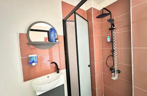 Galata Apartment | Gorgeous, Spacious Apartment in Karaköy 4BR, 2BA