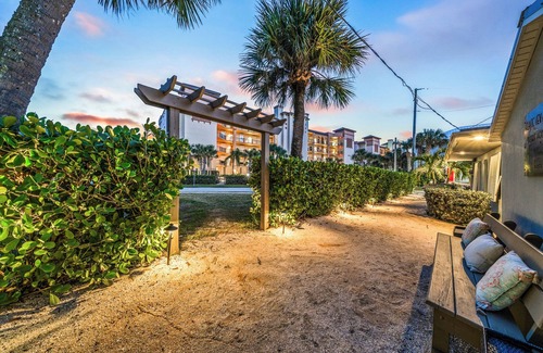 Winslow Reserve Apartment | Gorgeous Sparkling 1BR with Amazing Beach Access! Unit 314