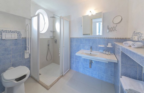 Forio Cabin | Gorgeous Superior Room with a Garden Terrace in a Botanical Garden