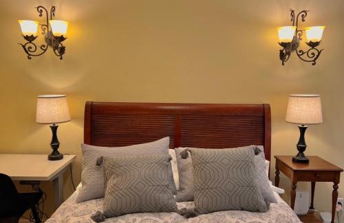 Nob Hill Apartment | Gorgeous unique Victorian top flat in heart of SF