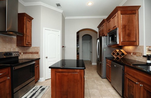 Hurst House | Gorgeous View Home backing up Community LAKES & Trail