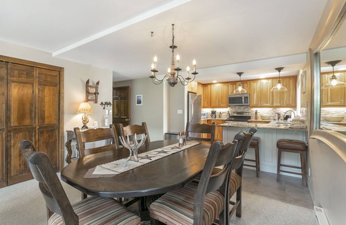 Avon Condo | Gorgeous Views of Vail and Beaver Creek A702