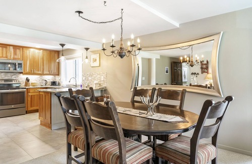 Avon Condo | Gorgeous Views of Vail and Beaver Creek A702