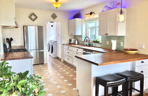 Whittier House | Gorgeous views, spacious house on large property