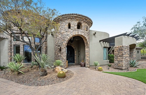 Canyon Ridge Estates Villa | Gorgeous villa with private pool, in-ground spa, sauna & home theater
