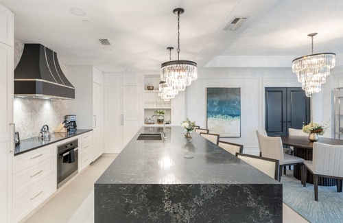 Seven Mile Beach Condo | Gorgeous Waterfront Private Residence at The Ritz-Carlton Resort