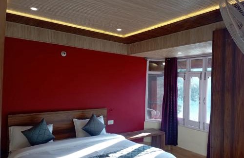 Mallital Hotel | Goroomgo GP Lake View Mall Road Nainital - Prime Location & Luxury Room - Excellent Customer Service Awarded
