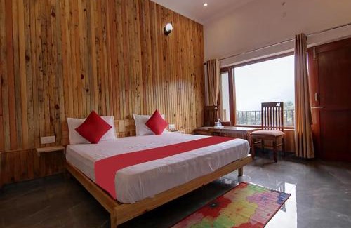 Bhimtal Hotel | Goroomgo Wooden Umbrella Bhimtal - Natural landscape Mountain View