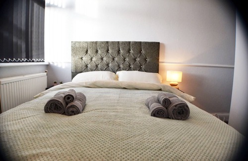 Belle Vue Hotel | Gorton Mount Hotel Manchester