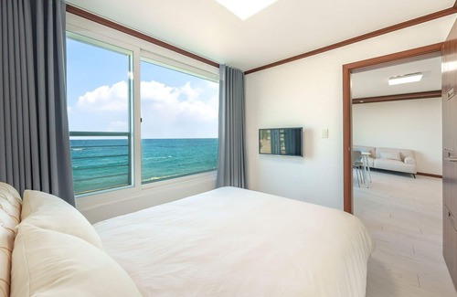 Goseong-gun House | Goseong Beach Jin Spa Pension