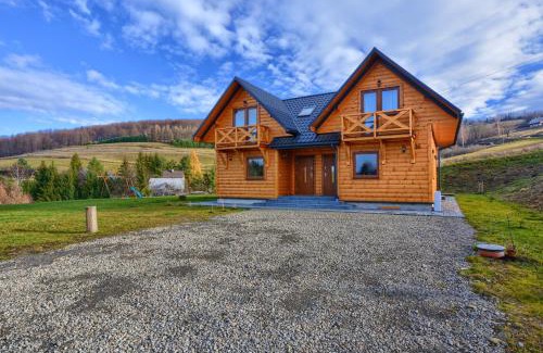 Baligrod Cabin | Gospodarstwo Agroturystyczne Bieszczadzki Bliźniak