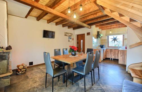 Baligrod Cabin | Gospodarstwo Agroturystyczne Bieszczadzki Bliźniak