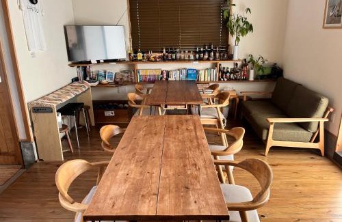 Shinkamigoto House | Goto Backpackers Pole