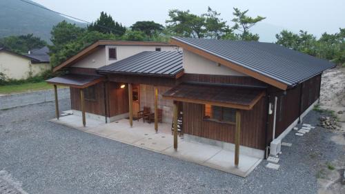 Shinkamigoto House | Goto Backpackers Pole