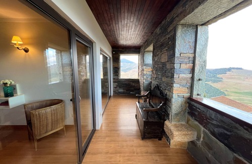 Gouvaes Villa | Gouv&atilde;es House by Hopstays | Pool & Douro View