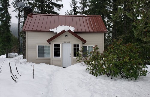 Government Camp House | Gov't Camp Meldrum House