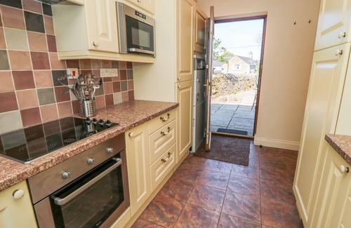 Falstone Cottage | GOWANLEA, pet friendly, character holiday cottage in Bellingham