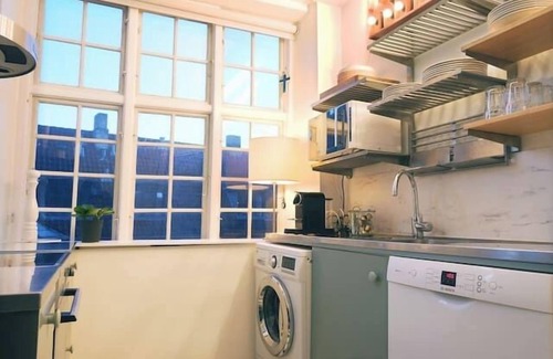 Copenhagen City Centre Apartment | Gråbrødretorv (square) /3 Bedrooms