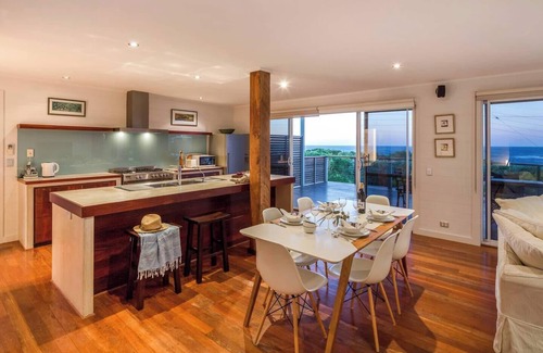 Gracetown Cottage | Grace Stunning Oceanview Escape on Cowaramup Bay