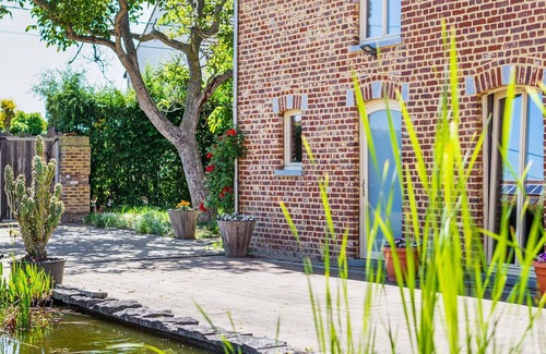 Geetbets House | Graceful Holiday Home in Geetbets with Patio