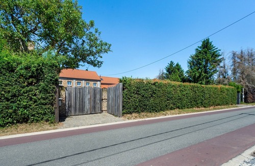 Geetbets House | Graceful Holiday Home in Geetbets with Patio