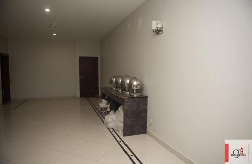 F-8 Sector House | Graceland House F8