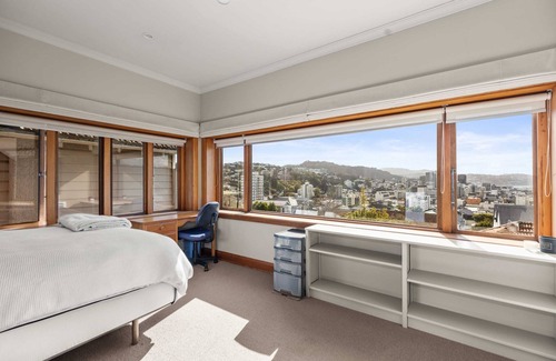 Wellington House | Gracious Retreat in the Heart of Wellington