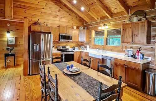 Hays Cabin | Grais Blue Ridge Cabin