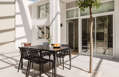 Soternes Apartment | Gran Turia: Premium Apartment with Terrace
