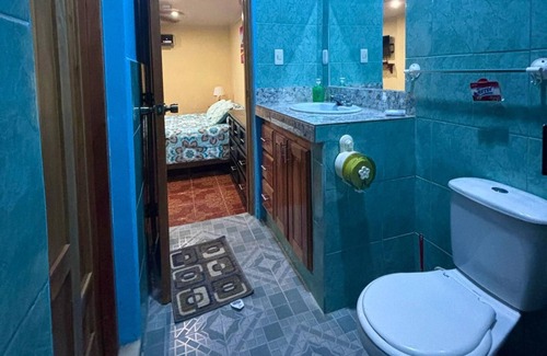 Granada House | GRANADOS GUEST HOUSE