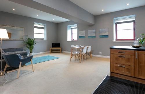 Ayr Apartment | Granary Suite No3 - Donnini Apartments