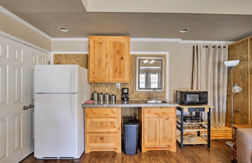 Granbury Apartment | Granbury Studio - 10 Mins From Town + The Lake!