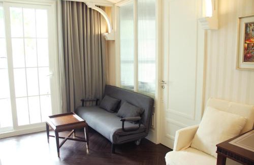 Na Chom Thian Apartment | Grand Florida芭提雅带免费游泳池温泉和健身房和办公区水上花园公寓E208