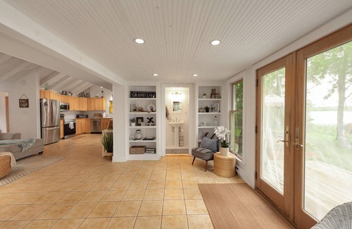 Presque Isle House | Grand Lake Cottage- A Peaceful Fall Escape to Alpena's Shores