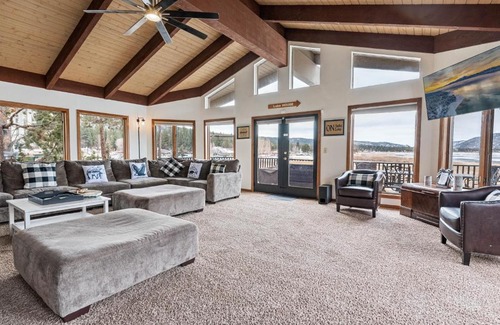 Big Bear Lake House | Grand Lakefront Escape