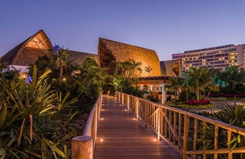 Nuevo Vallarta Condo | Grand Luxxe Resort in fabulous Nuevo Vallarta, Mexico